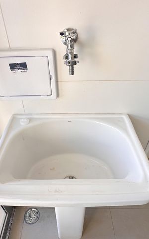 Apartamento à venda com 61m², 2 quartos e 1 vaga Apartamento à venda com 61m², 2 quartos e 1 vagaÁrea de Serviço