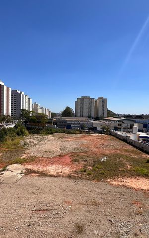 Apartamento à venda com 61m², 2 quartos e 1 vaga Apartamento à venda com 61m², 2 quartos e 1 vagaVista da Sacada