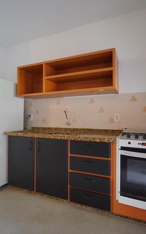 Casa de condomínio para alugar com 79m², 2 quartos e 1 vagaCozinha 
