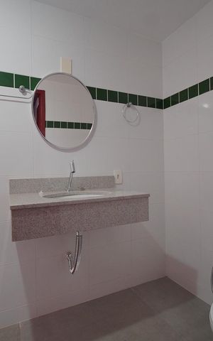 Casa de condomínio para alugar com 79m², 2 quartos e 1 vagaBanheiro 