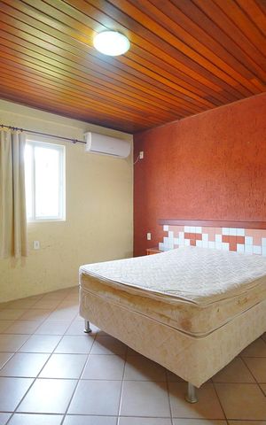 Casa de condomínio para alugar com 78m², 2 quartos e 1 vagaQuarto 1