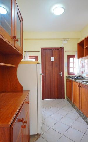 Casa de condomínio para alugar com 78m², 2 quartos e 1 vagaCozinha 
