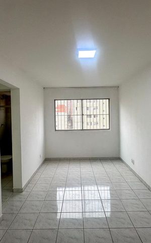 Apartamento à venda com 52m², 2 quartos e 1 vaga Apartamento à venda com 52m², 2 quartos e 1 vagaSala