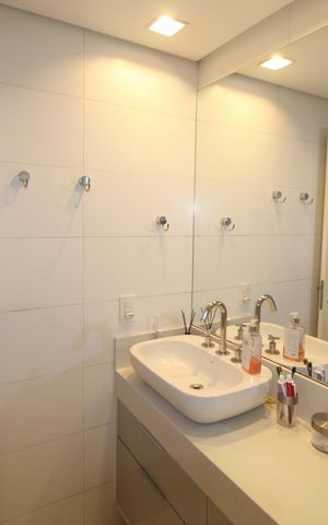 Apartamento para alugar com 133m², 3 quartos e 2 vagasBanheiro