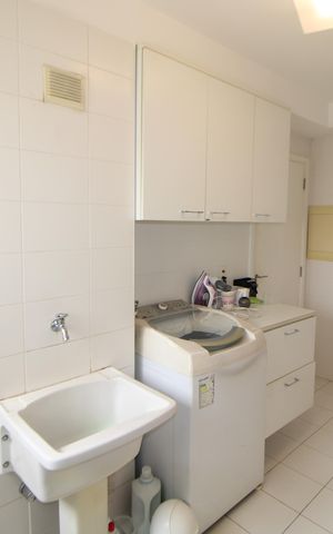 Apartamento para alugar com 133m², 3 quartos e 2 vagasÁrea de Serviço