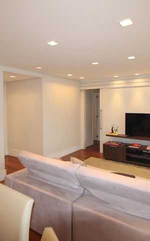 Apartamento para alugar com 133m², 3 quartos e 2 vagasSala