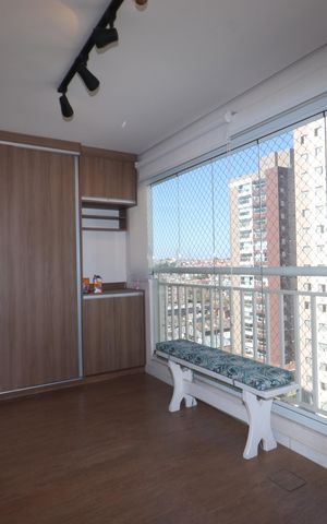 Apartamento à venda com 63m², 2 quartos e 1 vagaVaranda