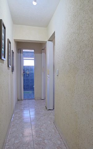Apartamento à venda com 67m², 2 quartos e 1 vagaCorredor