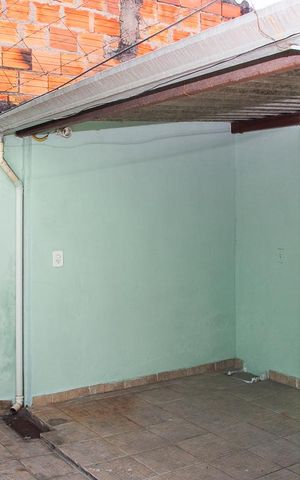 Casa para alugar com 60m², 2 quartos e 2 vagas