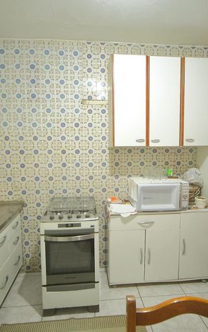Casa à venda com 141m², 3 quartos e 3 vagasCozinha 