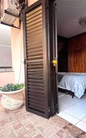 Casa à venda com 217m², 3 quartos e 6 vagas