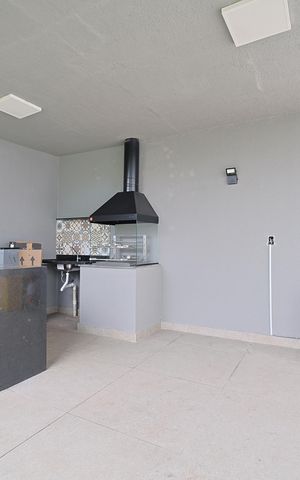 Apartamento para alugar com 28m², 2 quartos e sem vagaÁrea comum - Churrasqueira
