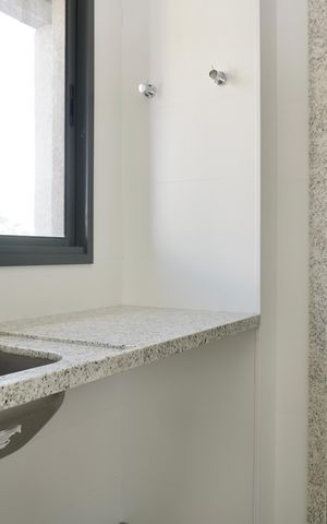 Apartamento à venda com 318m², 4 quartos e 3 vagas Apartamento à venda com 318m², 4 quartos e 3 vagas Área de Serviço
