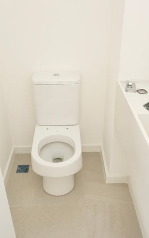 Apartamento à venda com 318m², 4 quartos e 3 vagas Apartamento à venda com 318m², 4 quartos e 3 vagasSala 2 - lavabo