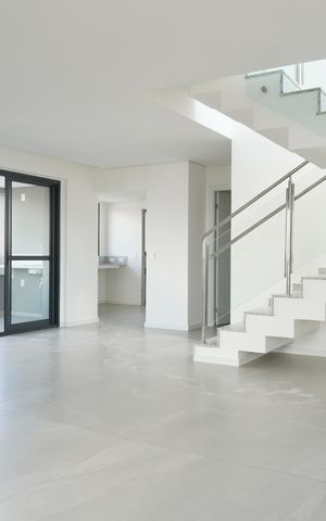 Apartamento à venda com 318m², 4 quartos e 3 vagas Apartamento à venda com 318m², 4 quartos e 3 vagasSala 1