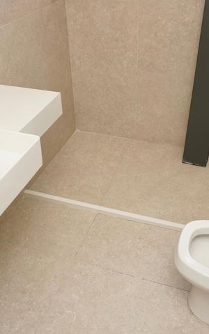 Apartamento à venda com 318m², 4 quartos e 3 vagas Apartamento à venda com 318m², 4 quartos e 3 vagasSuíte 4 - Banheiro