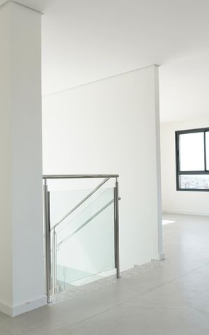 Apartamento à venda com 318m², 4 quartos e 3 vagas Apartamento à venda com 318m², 4 quartos e 3 vagasSala 2
