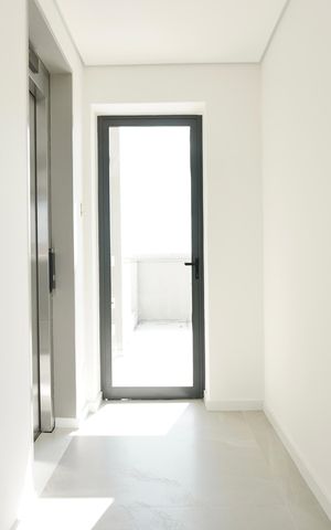Apartamento à venda com 318m², 4 quartos e 3 vagas Apartamento à venda com 318m², 4 quartos e 3 vagasSala 2