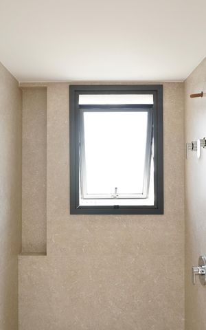 Apartamento à venda com 318m², 4 quartos e 3 vagas Apartamento à venda com 318m², 4 quartos e 3 vagasSuíte 2 - Banheiro