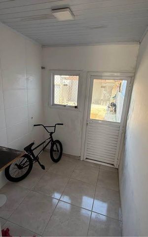 Casa à venda com 69m², 2 quartos e 1 vaga