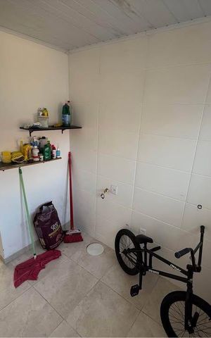 Casa à venda com 69m², 2 quartos e 1 vaga