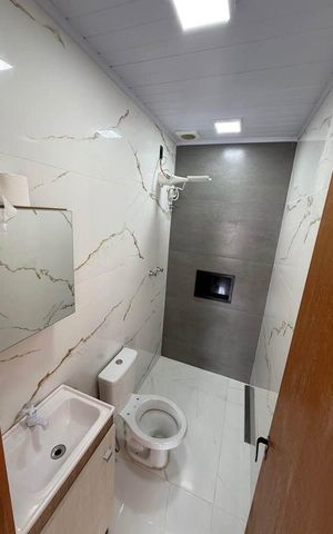Casa à venda com 69m², 2 quartos e 1 vaga
