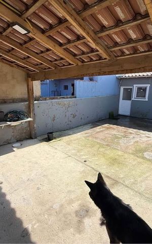 Casa à venda com 69m², 2 quartos e 1 vaga