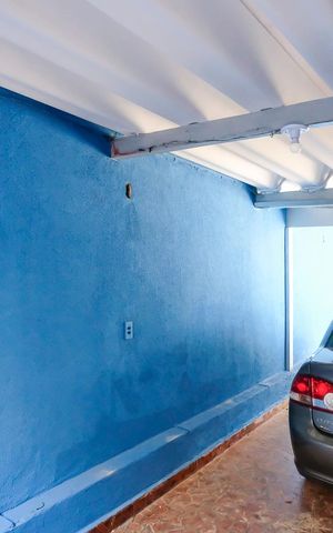 Casa para alugar com 115m², 2 quartos e 3 vagasGaragem e quintal