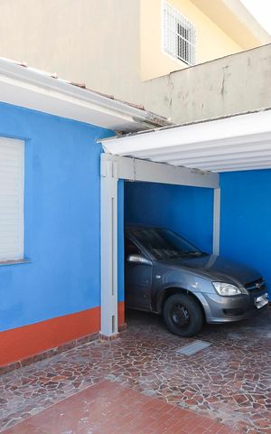 Casa para alugar com 115m², 2 quartos e 3 vagasGaragem e quintal