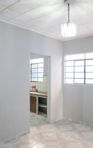 Casa para alugar com 115m², 2 quartos e 3 vagasSala