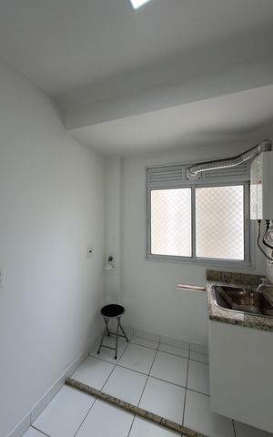 Apartamento para alugar com 55m², 2 quartos e 1 vaga Apartamento para alugar com 55m², 2 quartos e 1 vagaCozinha e Área de Serviço