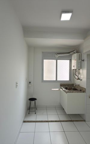 Apartamento para alugar com 55m², 2 quartos e 1 vaga Apartamento para alugar com 55m², 2 quartos e 1 vagaCozinha e Área de Serviço