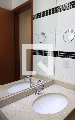 Apartamento para alugar com 85m², 3 quartos e 2 vagasBanheiro