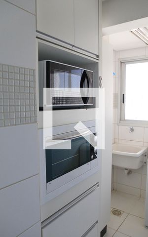 Apartamento para alugar com 85m², 3 quartos e 2 vagasCozinha e Área de Serviço