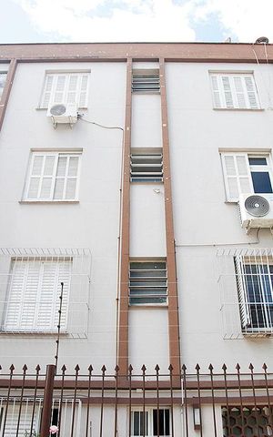Apartamento à venda com 46m², 1 quarto e sem vagaFachada