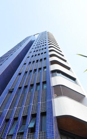 Apartamento à venda com 45m², 1 quarto e 1 vagaFachada