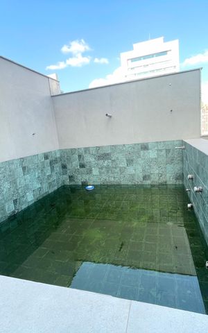 Apartamento à venda com 214m², 3 quartos e 3 vagas Apartamento à venda com 214m², 3 quartos e 3 vagasÁrea externa