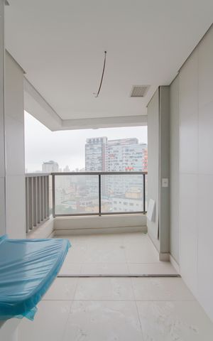 Apartamento à venda com 144m², 3 quartos e 3 vagas Apartamento à venda com 144m², 3 quartos e 3 vagasÁrea de Serviço