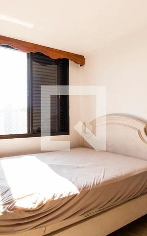 Apartamento à venda com 100m², 3 quartos e 2 vagas Apartamento à venda com 100m², 3 quartos e 2 vagasQuarto