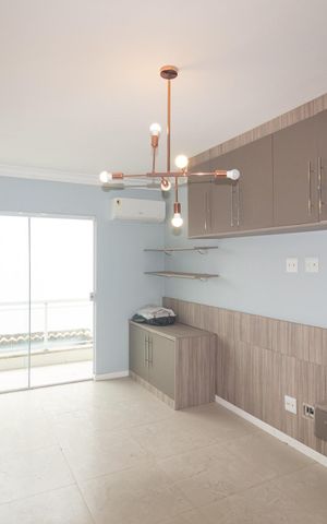 Casa à venda com 160m², 3 quartos e 2 vagas Casa à venda com 160m², 3 quartos e 2 vagasQuarto 2
