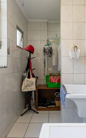 Apartamento à venda com 63m², 2 quartos e 1 vagaÁrea de Serviço