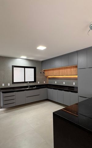 Casa de condomínio para alugar com 222m², 4 quartos e 1 vaga Casa de condomínio para alugar com 222m², 4 quartos e 1 vagaCozinha