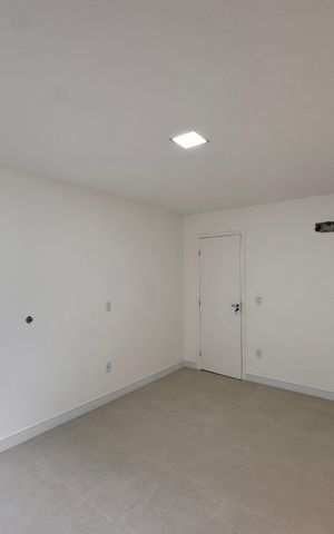 Casa de condomínio para alugar com 222m², 4 quartos e 1 vaga Casa de condomínio para alugar com 222m², 4 quartos e 1 vagaSuíte 4