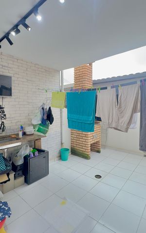 Casa à venda com 100m², 3 quartos e 1 vaga Casa à venda com 100m², 3 quartos e 1 vagaQuintal