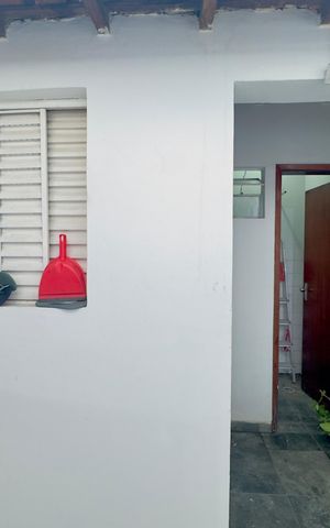 Casa à venda com 100m², 3 quartos e 1 vaga Casa à venda com 100m², 3 quartos e 1 vagaFundo