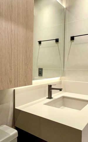 Studio para alugar com 28m², 1 quarto e sem vaga Studio para alugar com 28m², 1 quarto e sem vagaBanheiro