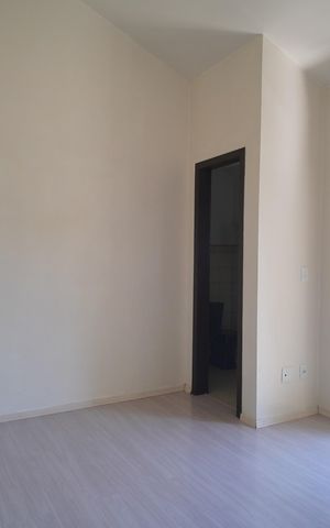Casa para alugar com 142m², 3 quartos e 2 vagasSuíte