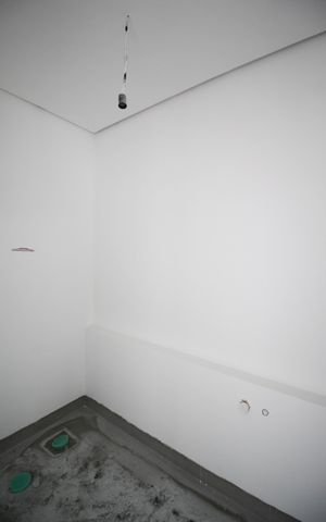 Apartamento à venda com 264m², 4 quartos e 4 vagas Apartamento à venda com 264m², 4 quartos e 4 vagasLavabo