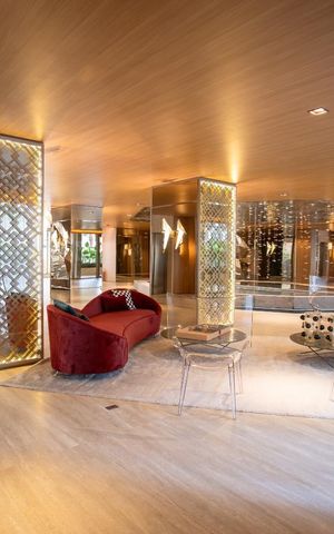 Apartamento à venda com 264m², 4 quartos e 4 vagas Apartamento à venda com 264m², 4 quartos e 4 vagasÁrea comum