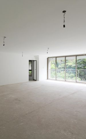 Apartamento à venda com 264m², 4 quartos e 4 vagas Apartamento à venda com 264m², 4 quartos e 4 vagasSala